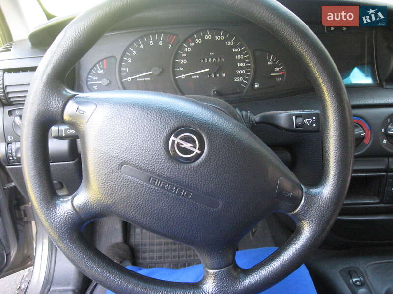 Универсал Opel Omega 1997 в Краматорске