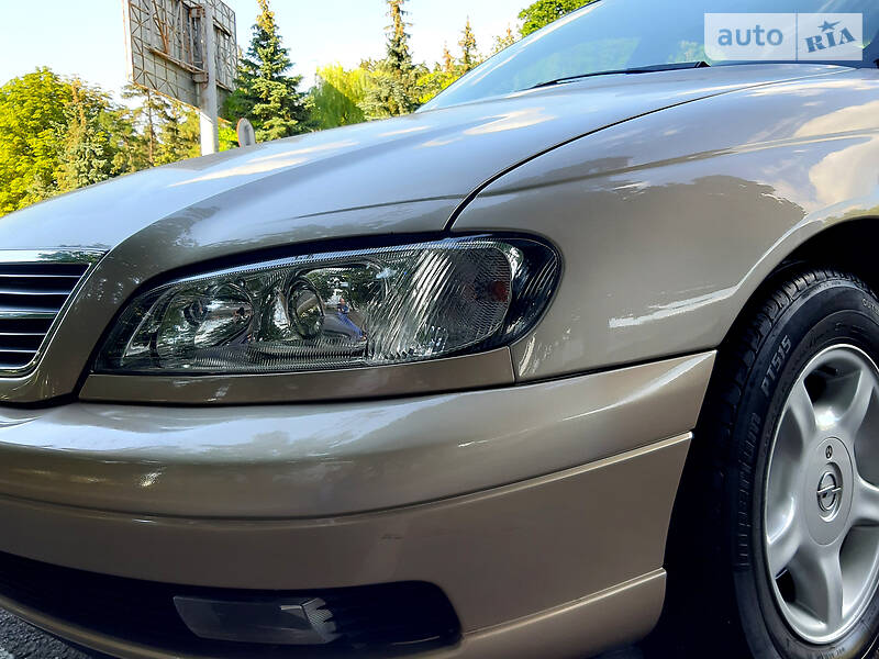 Седан Opel Omega 2000 в Дніпрі