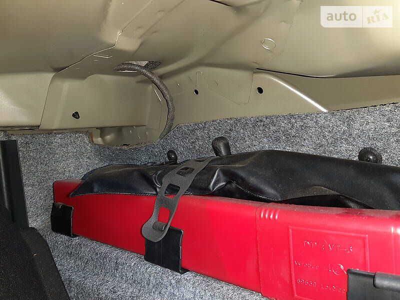 Седан Opel Omega 2000 в Дніпрі