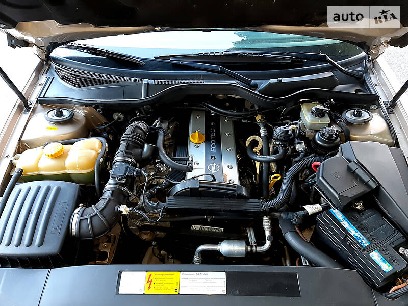 Седан Opel Omega 2000 в Дніпрі