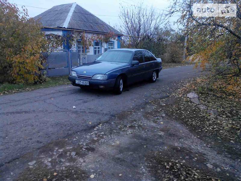 Седан Opel Omega 1989 в Васильковке