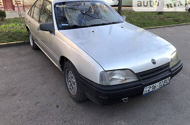 Седан Opel Omega 1990 в Рівному