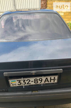 Седан Opel Omega 1989 в Дніпрі