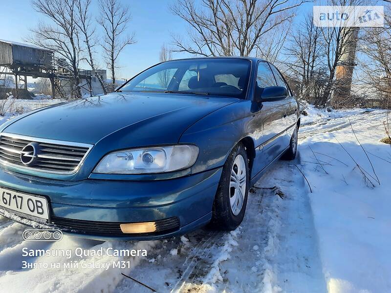 Седан Opel Omega 2002 в Стрые