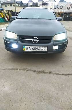 Седан Opel Omega 1995 в Кременчуге