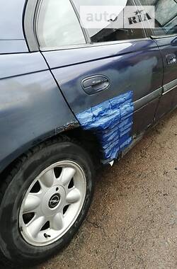 Седан Opel Omega 1995 в 