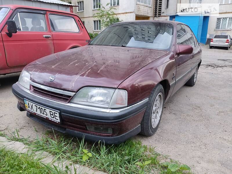 Седан Opel Omega 1991 в Харькове
