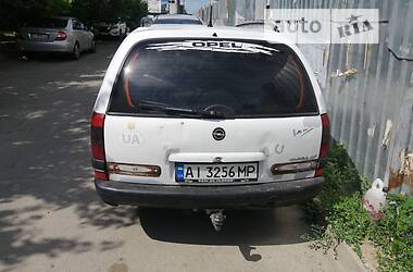 Універсал Opel Omega 1994 в Києві