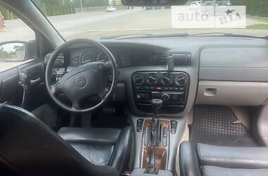 Седан Opel Omega 1995 в 