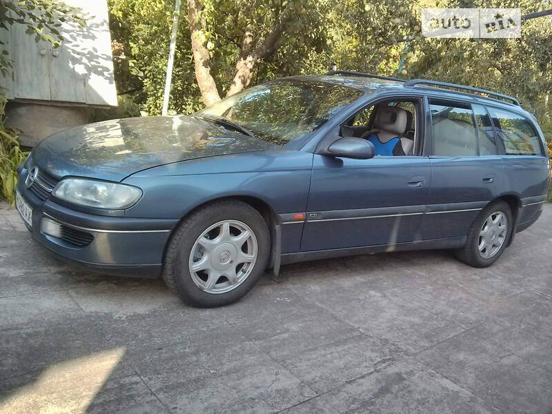 Седан Opel Omega 1996 в Житомире