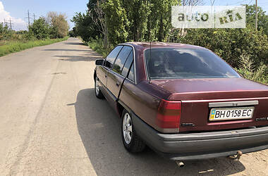 Седан Opel Omega 1990 в Одессе