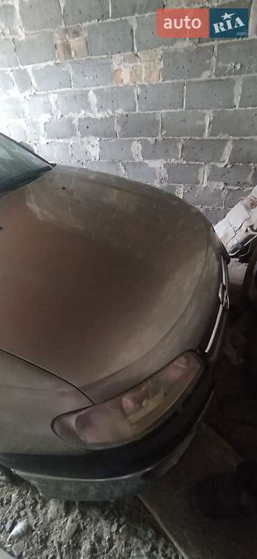 Седан Opel Omega 1996 в Львове