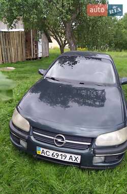 Седан Opel Omega 1996 в Луцке