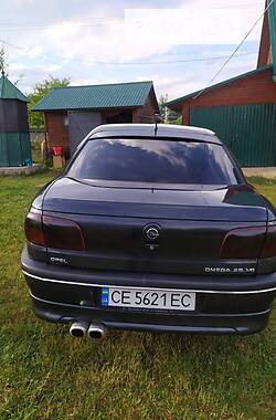 Седан Opel Omega 1998 в Черновцах