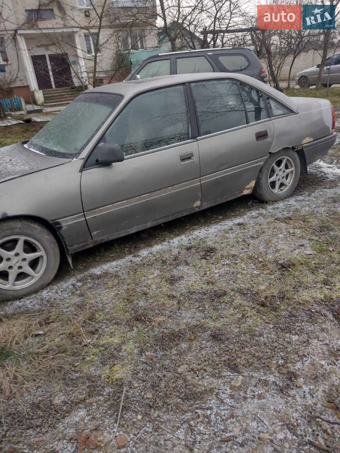 Опель Омега 1988р