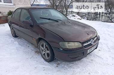 Седан Opel Omega 1995 в Калуше