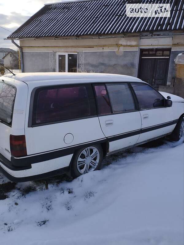 Универсал Opel Omega 1992 в Перемышлянах
