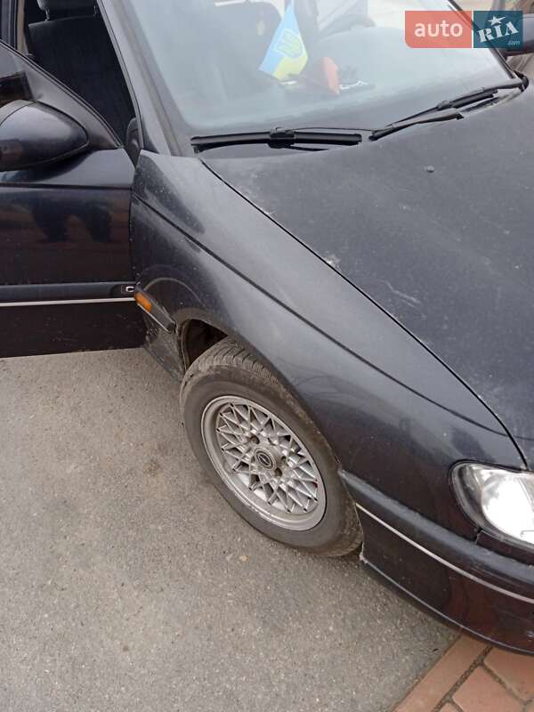 Седан Opel Omega 1995 в Первомайске