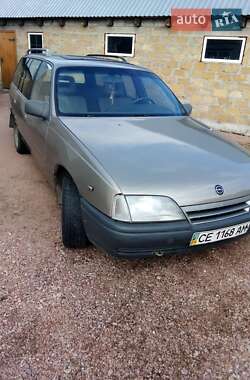 Универсал Opel Omega 1988 в 