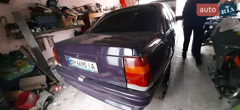 Седан Opel Omega 1990 в Одесі