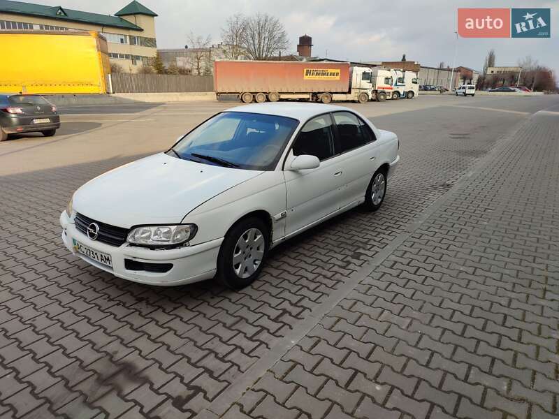 Седан Opel Omega 1994 в Рожище