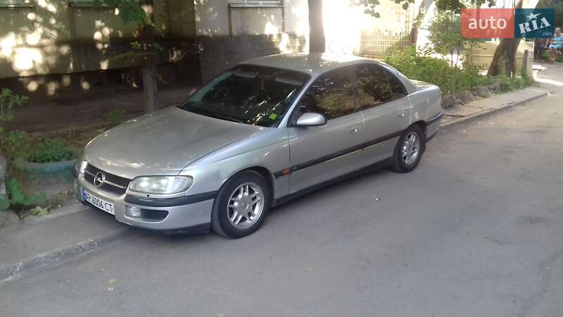 Седан Opel Omega 1998 в Києві