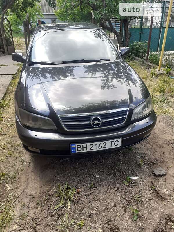 Седан Opel Omega 2000 в Первомайске