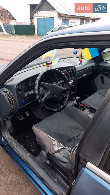 Седан Opel Omega 1988 в Житомире