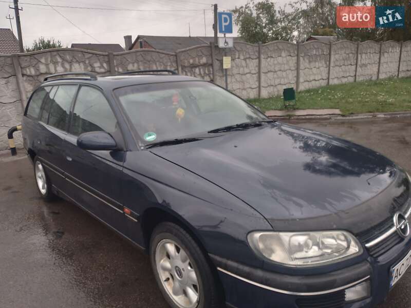 Універсал Opel Omega 1998 в Луцьку