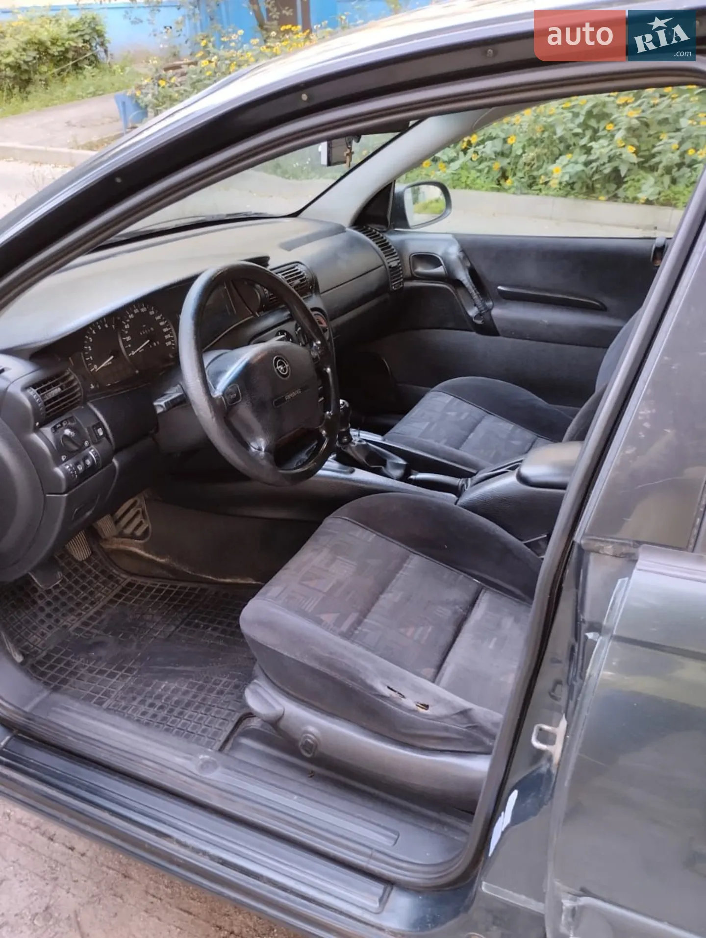 Opel Omega 1997 VIN W0L0VBF35W1082195 фото оголошення 3 з 10