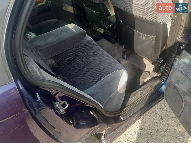 Седан Opel Omega 1995 в Роздільній