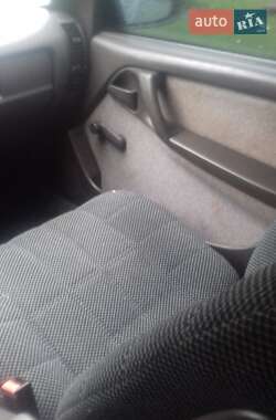 Седан Opel Omega 1989 в 