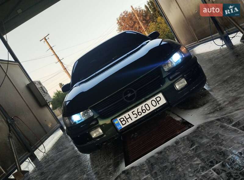 Opel Omega 1996