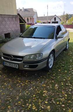 Седан Opel Omega 1997 в Борщеве