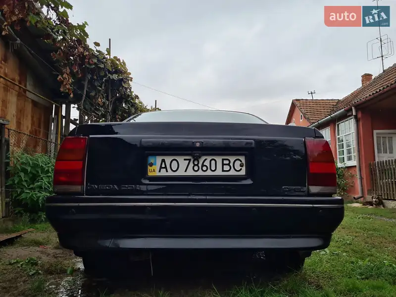 Opel Omega