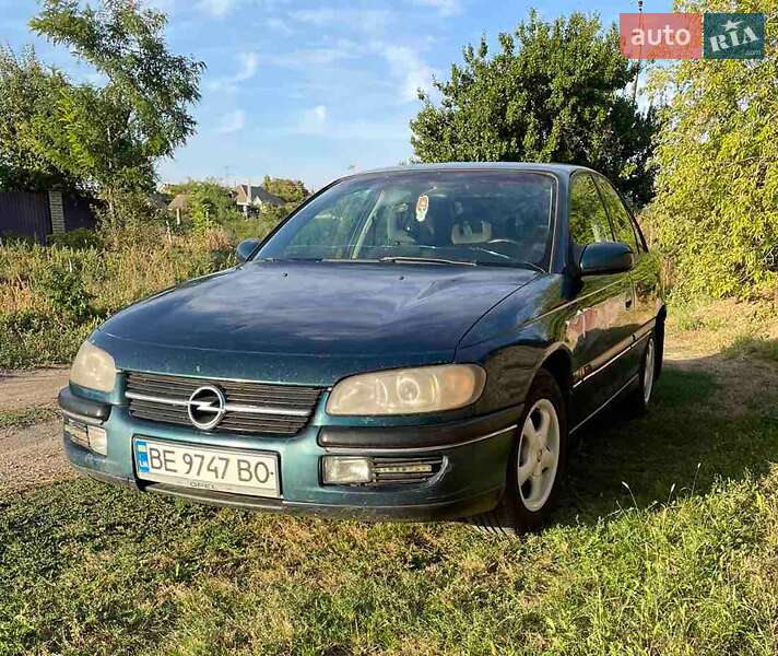 Седан Opel Omega 1996 в Вознесенске