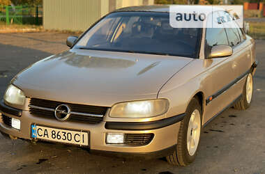 Седан Opel Omega 1997 в Монастирищеві