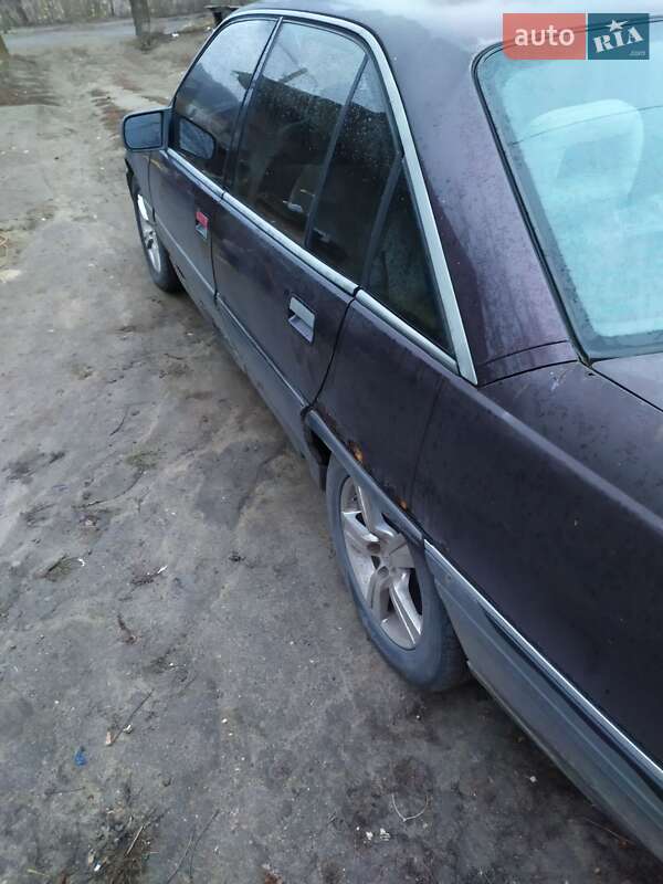 Седан Opel Omega 1991 в Подольске