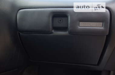 Седан Opel Omega 1993 в 