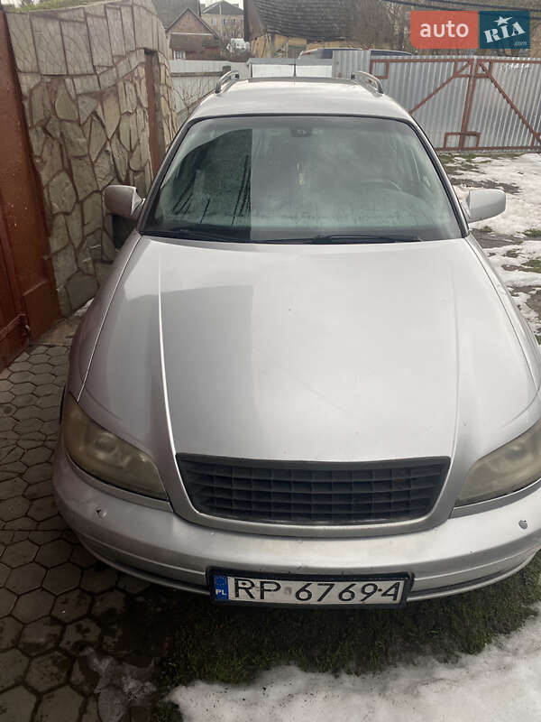 Универсал Opel Omega 2001 в Шумске