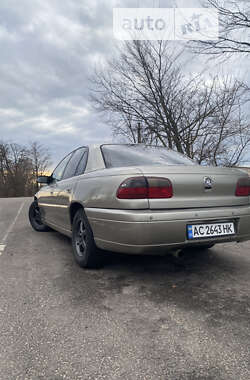 Седан Opel Omega 1998 в Луцке