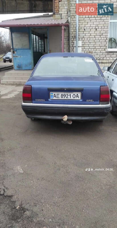 Седан Opel Omega 1992 в Покрове
