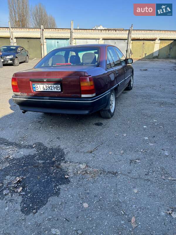 Седан Opel Omega 1990 в Кременчуге фото 2 Седан Opel Omega 1990 в Кременчуге