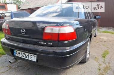 Седан Opel Omega 2000 в 