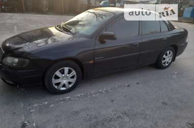 Седан Opel Omega 2000 в 