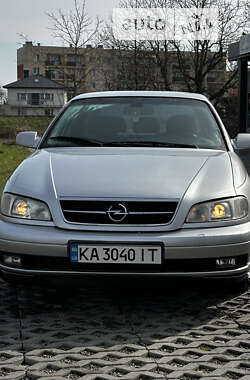 Седан Opel Omega 2002 в Ивано-Франковске