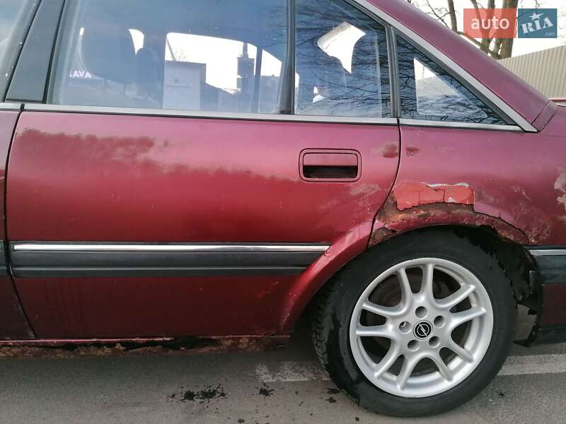 Седан Opel Omega 1992 в Броварах