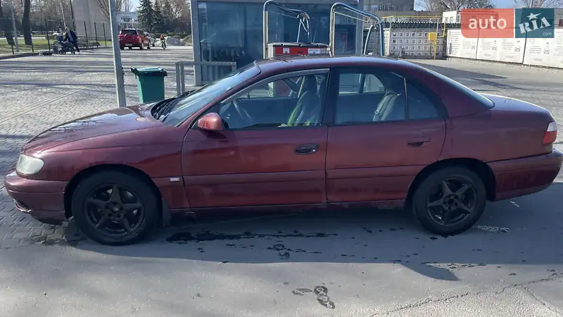 Opel Omega 2002