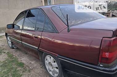 Седан Opel Omega 1992 в Каменец-Подольском