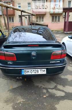 Седан Opel Omega 1995 в Одессе